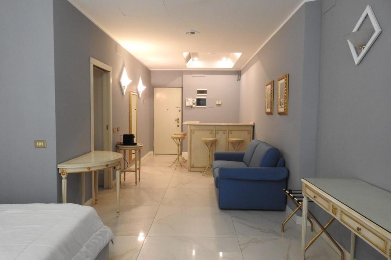 Mercanti Apts Via Passarella Mailand Exterior foto